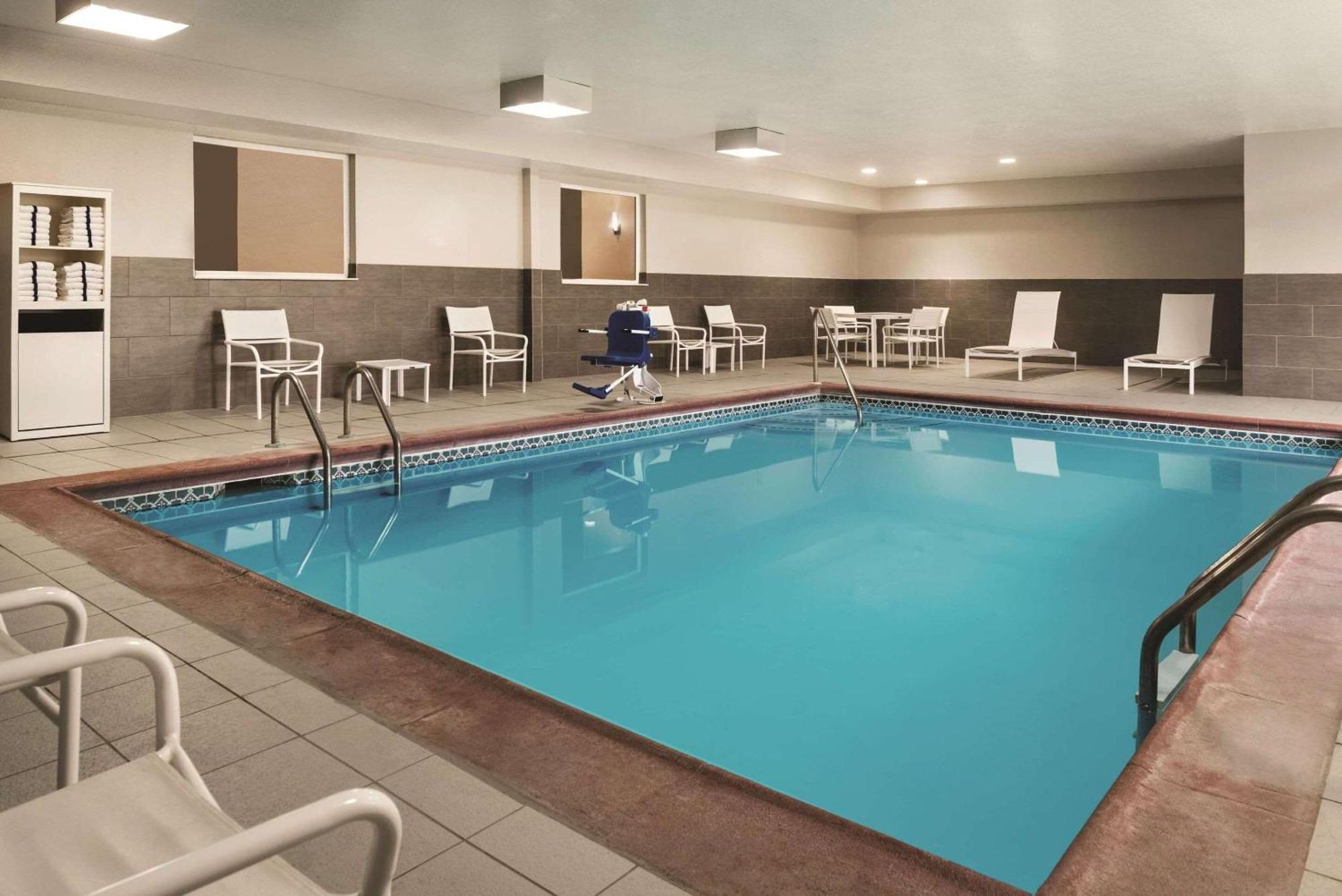 Country Inn & Suites By Radisson, Indianapolis South, In Εξωτερικό φωτογραφία
